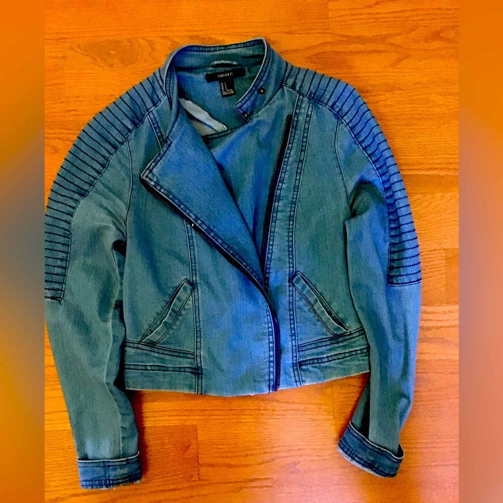 Cool jacket with details
